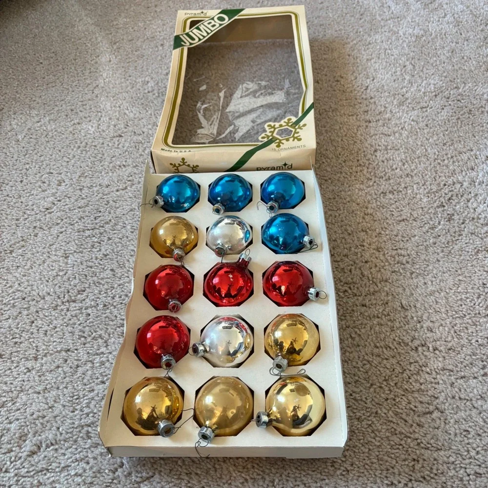 Pyramid Jumbo Christmas Ornaments 15pc Red Blue Silver Gold Made in USA‎ Vintage